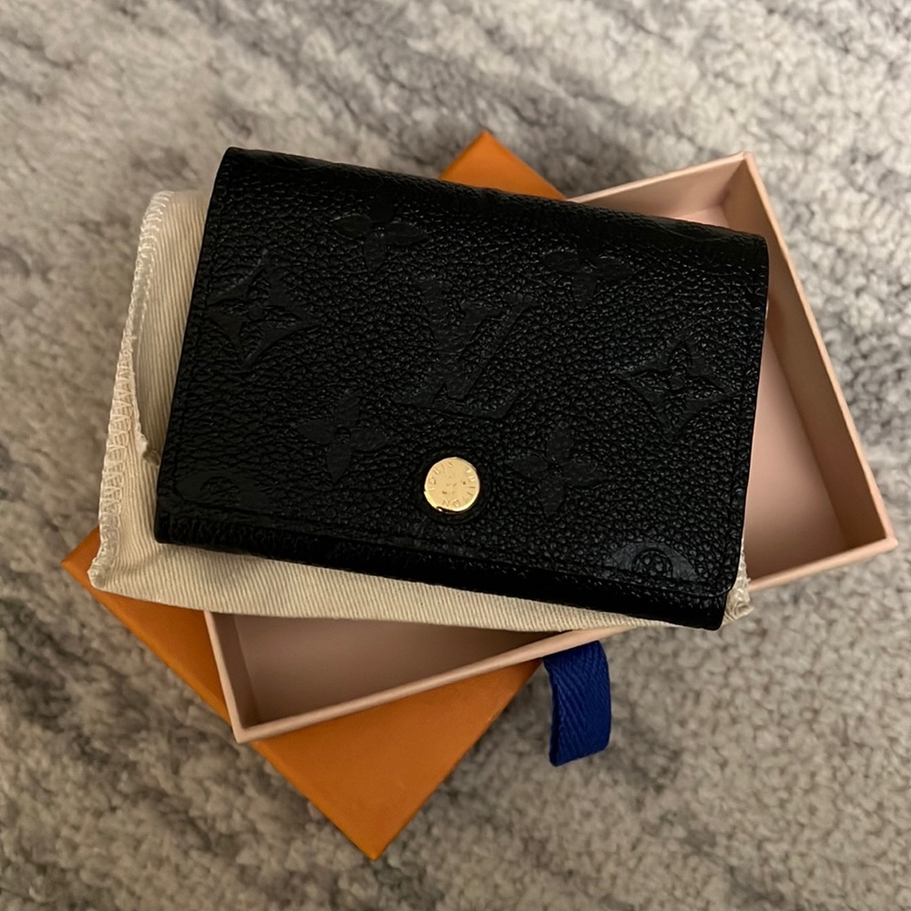 LOUIS VUITTON CARD HOLDER